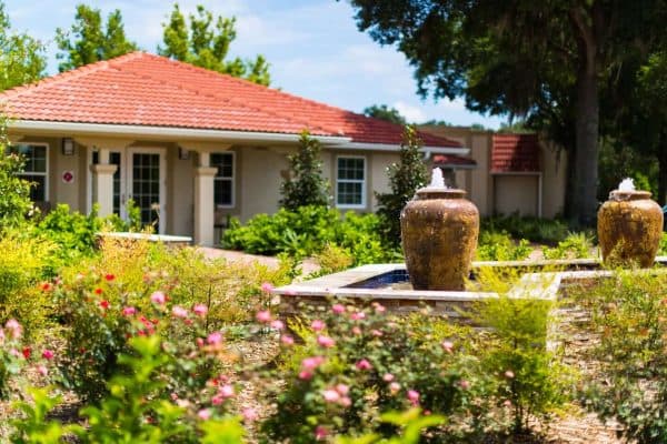 Fountain and garden in courtyard at River Oaks Treatment Center Florida