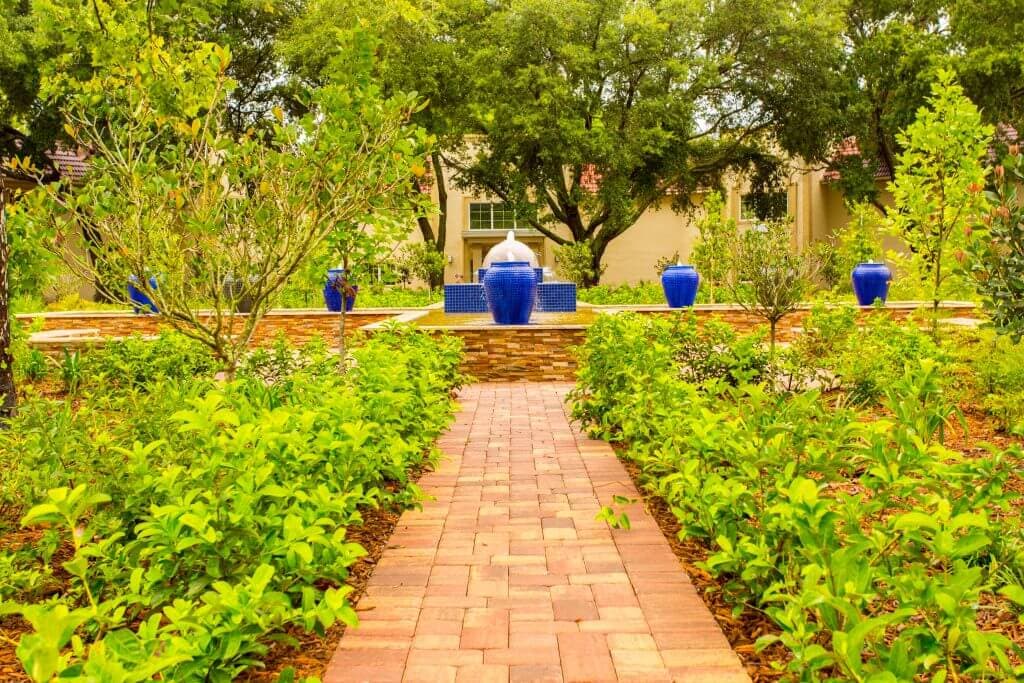 garden at river oaks facility